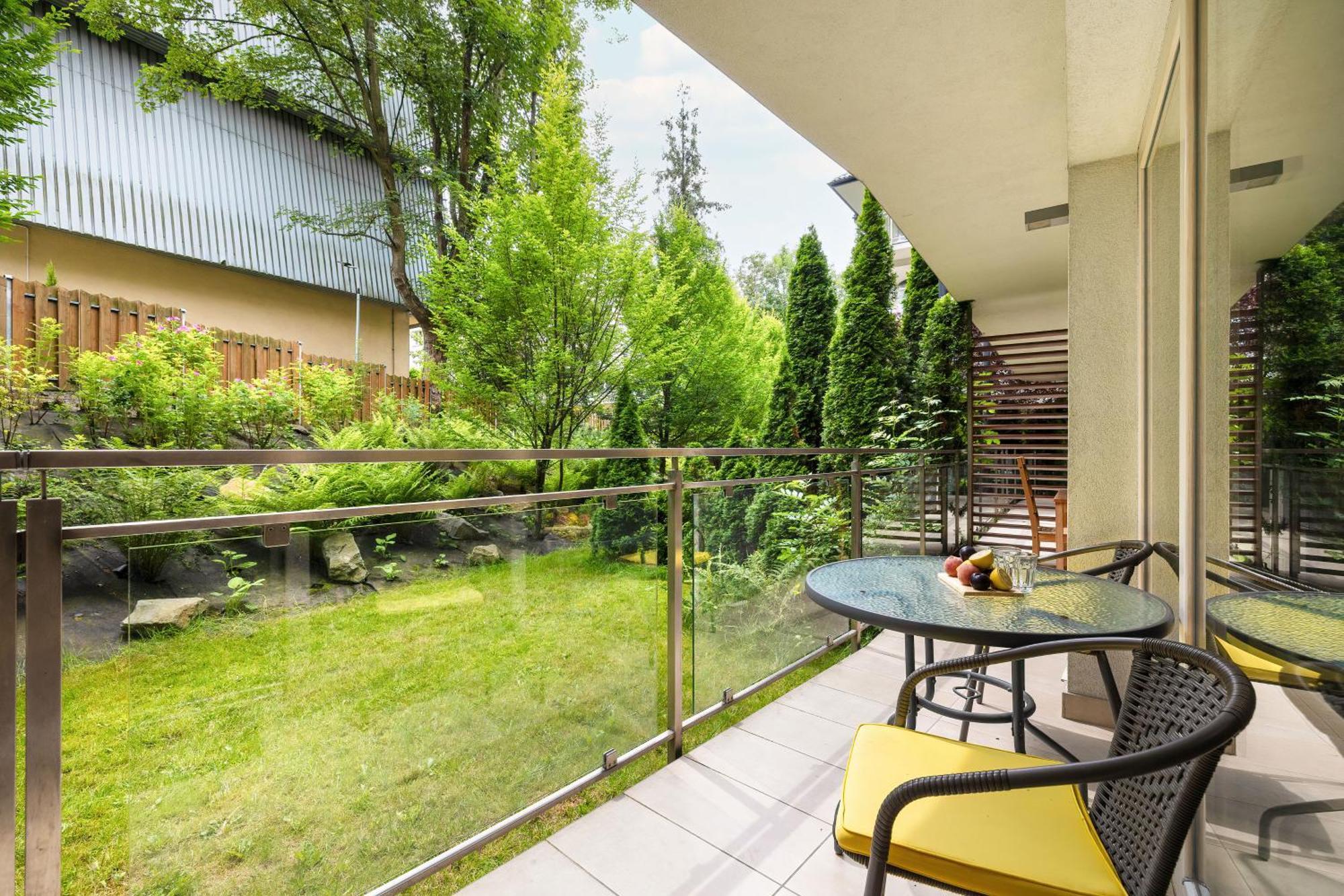 Przestronne Apartamenty W Zakopanem Z Trzema Sypialniami I Parkingiem By Noclegi Renters Exterior photo