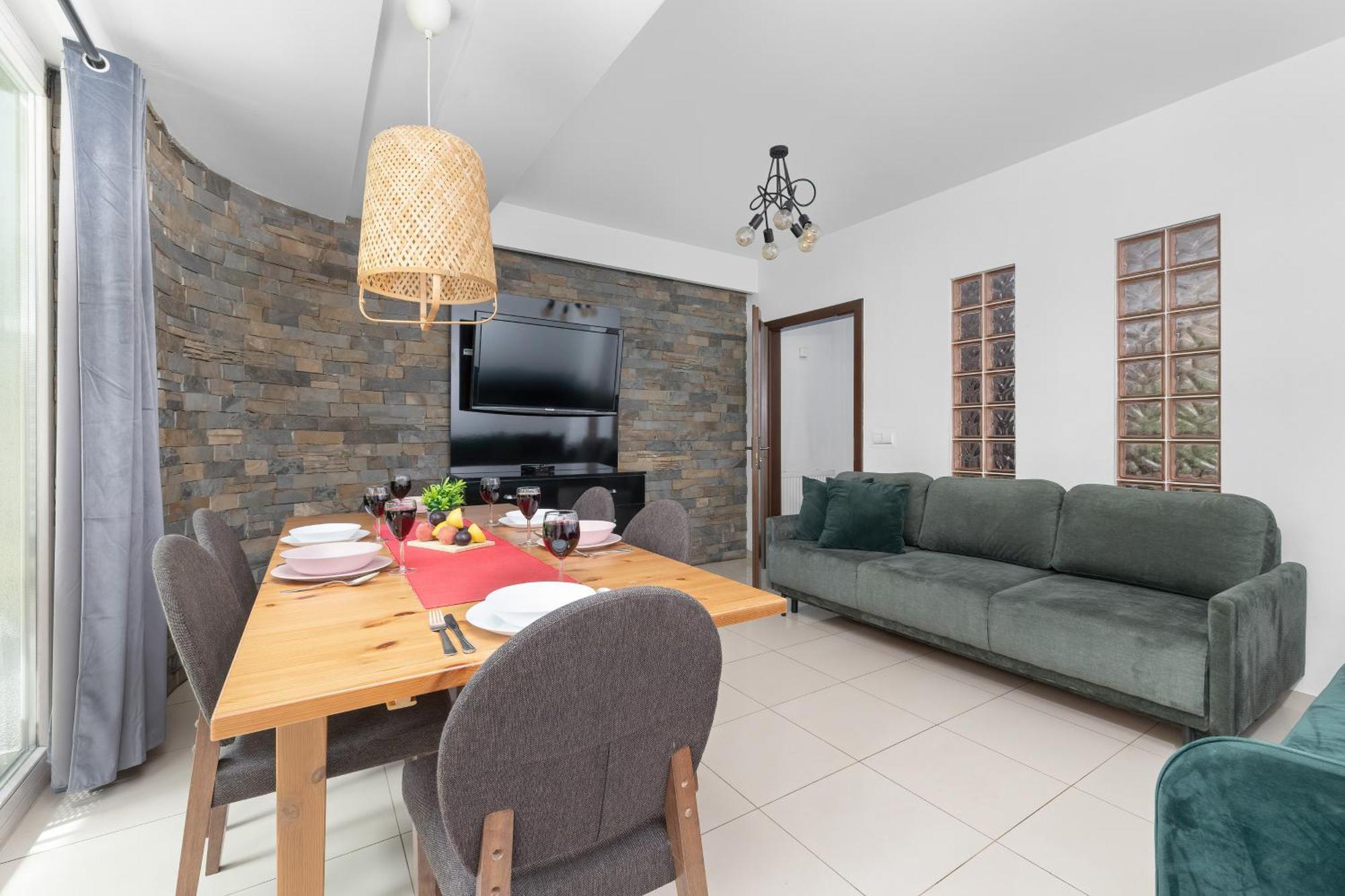 Przestronne Apartamenty W Zakopanem Z Trzema Sypialniami I Parkingiem By Noclegi Renters Exterior photo