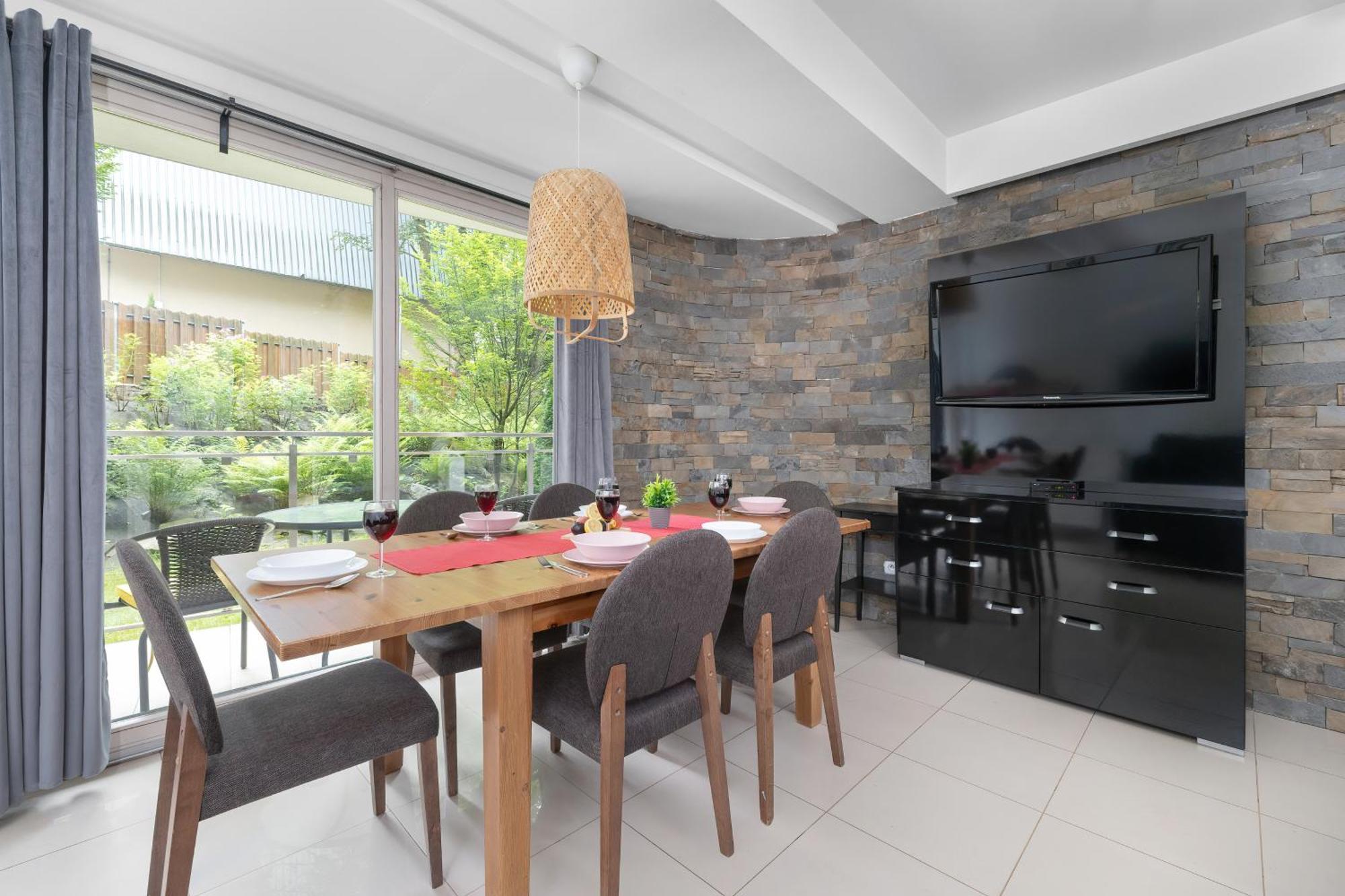 Przestronne Apartamenty W Zakopanem Z Trzema Sypialniami I Parkingiem By Noclegi Renters Exterior photo