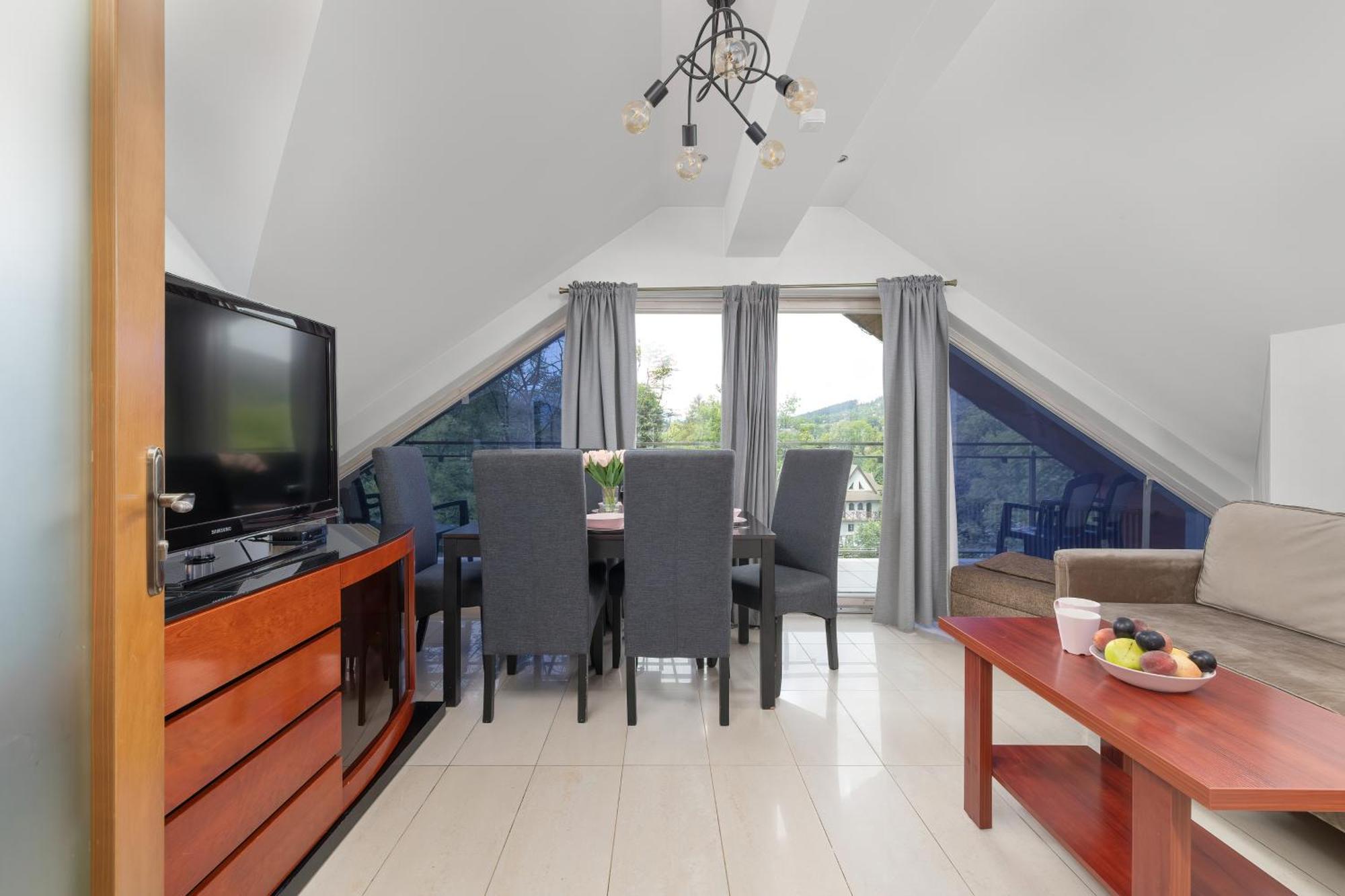 Przestronne Apartamenty W Zakopanem Z Trzema Sypialniami I Parkingiem By Noclegi Renters Exterior photo