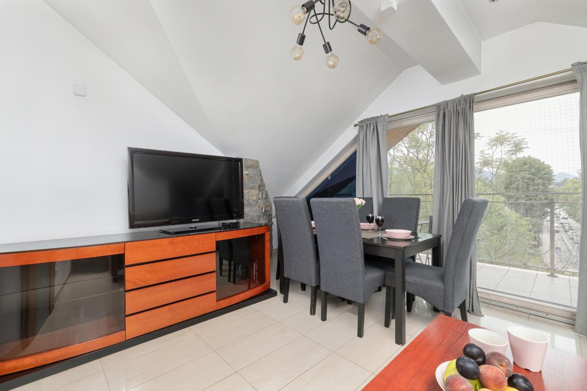 Przestronne Apartamenty W Zakopanem Z Trzema Sypialniami I Parkingiem By Noclegi Renters Exterior photo