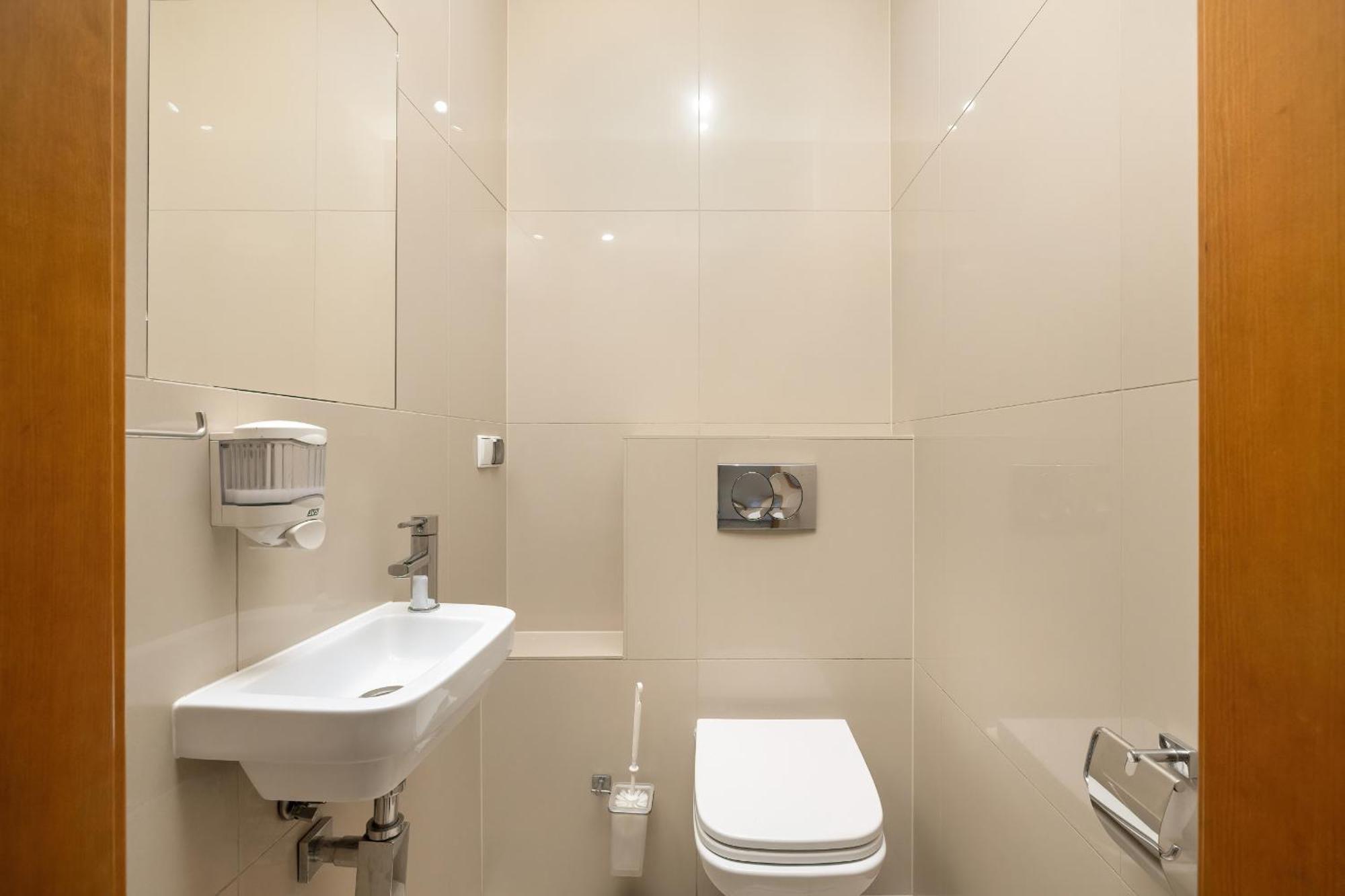 Przestronne Apartamenty W Zakopanem Z Trzema Sypialniami I Parkingiem By Noclegi Renters Exterior photo